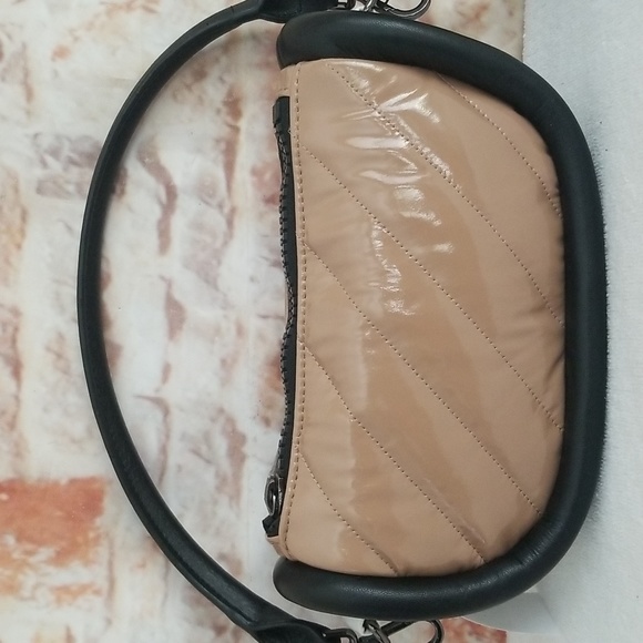 New Think Royln Alpine Quilted Crossbody Bag - Picture 3 of 12